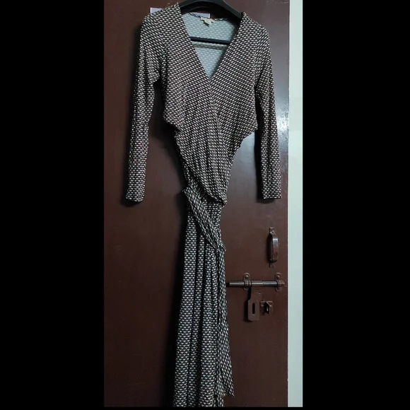 H&M Wrap Style Dress New - Picture 3 of 12